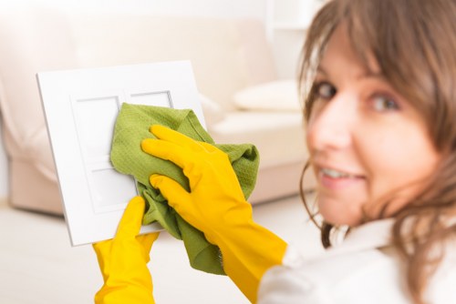End of tenancy cleaners working in a Southkensington apartment building